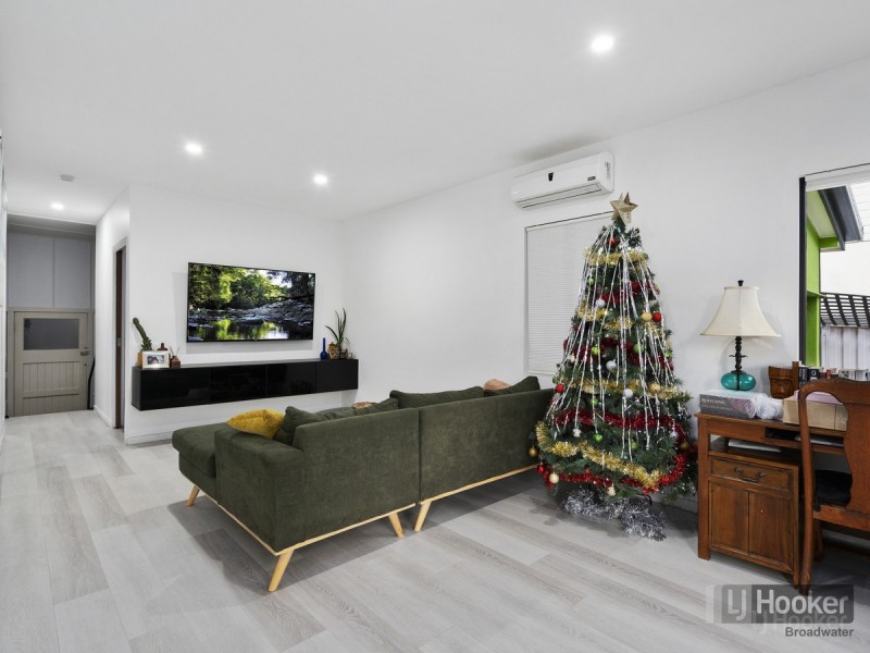 14 Loder Street, Biggera Waters QLD 4216
