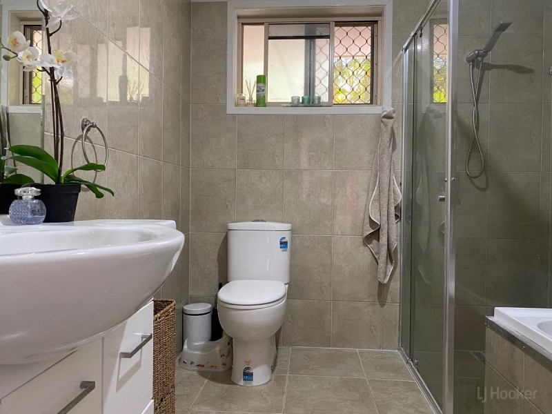 175/31 Usher Avenue, Labrador QLD 4215