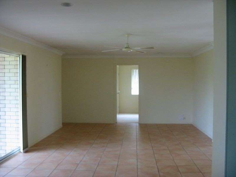 12 Midway Terrace, Pacific Pines QLD 4211