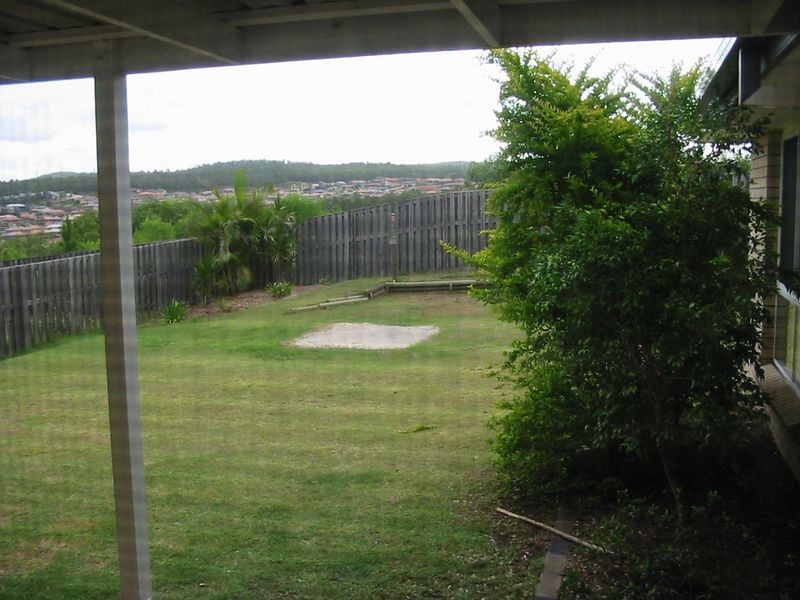 12 Midway Terrace, Pacific Pines QLD 4211