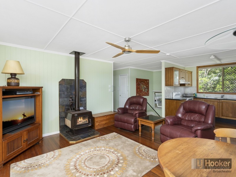 83 Whiting Street, Labrador QLD 4215