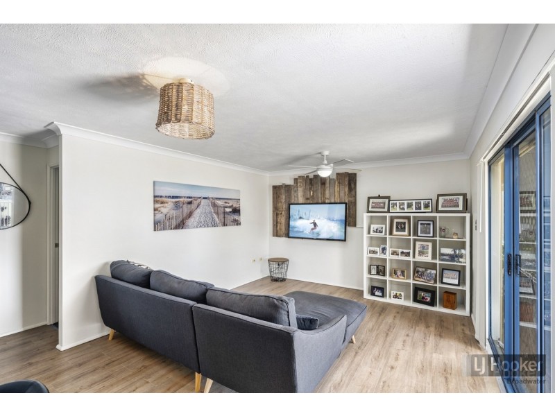 4/103-105 Frank Street, Labrador QLD 4215