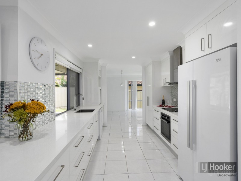 39 Greg Norman Crescent, Parkwood QLD 4214