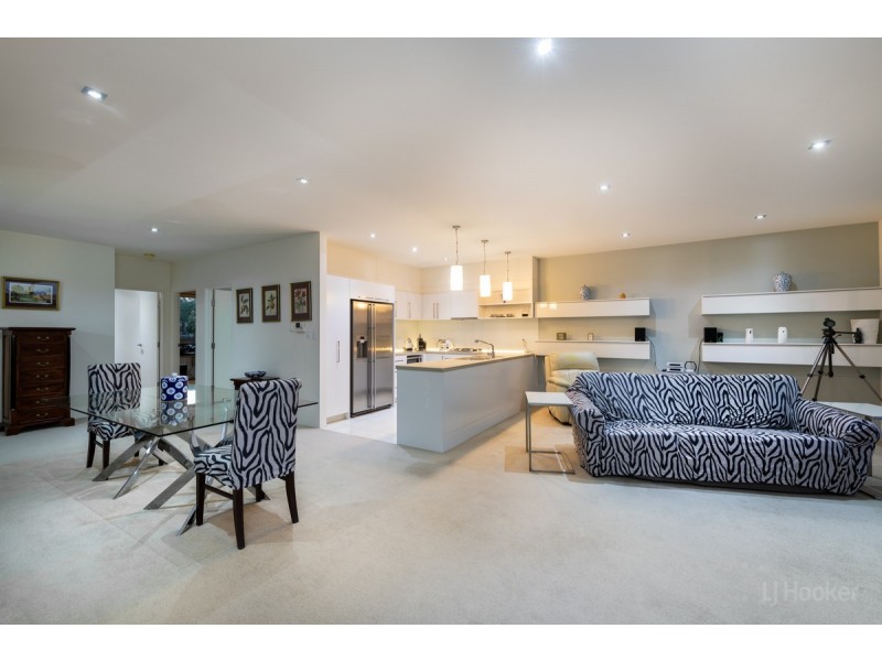 415/3 Pendraat Parade, Hope Island QLD 4212