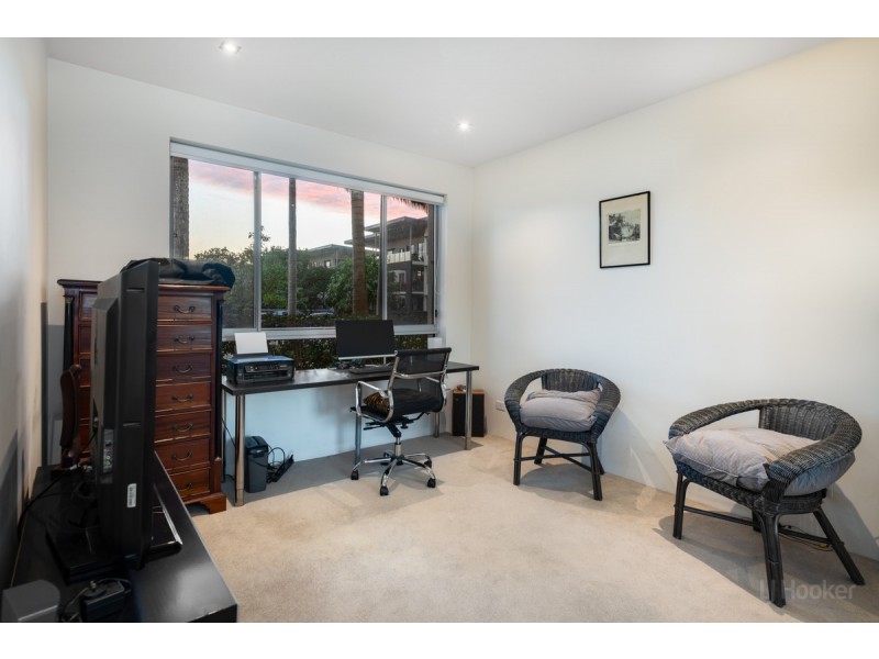 415/3 Pendraat Parade, Hope Island QLD 4212