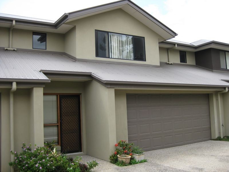2/8-10 Gordon Street, Labrador QLD 4215
