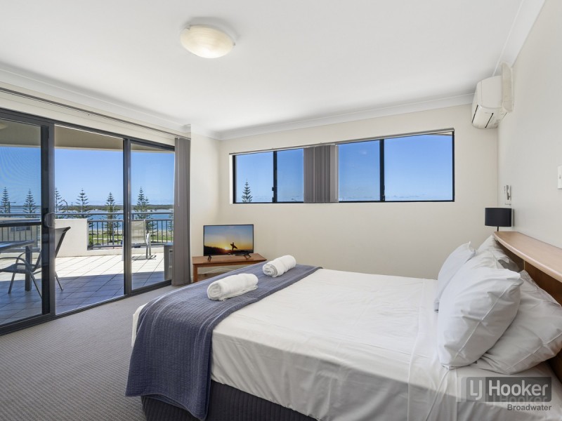 311/392-398 Marine Parade, Labrador QLD 4215