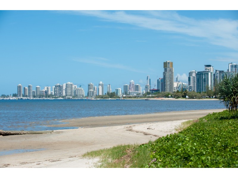 2/12 Brighton Street, Biggera Waters QLD 4216