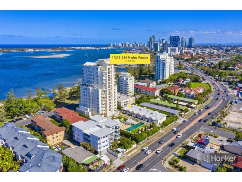 1/212-214 Marine Parade, Labrador QLD 4215