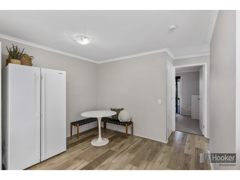 1/179 Olsen Avenue, Labrador QLD 4215