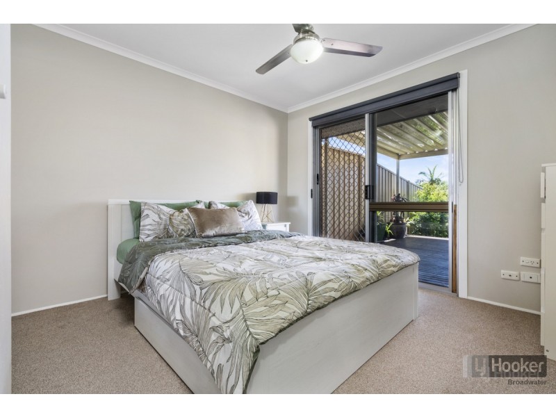 1/179 Olsen Avenue, Labrador QLD 4215
