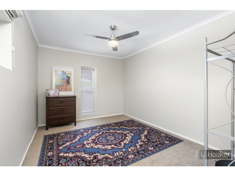 1/179 Olsen Avenue, Labrador QLD 4215