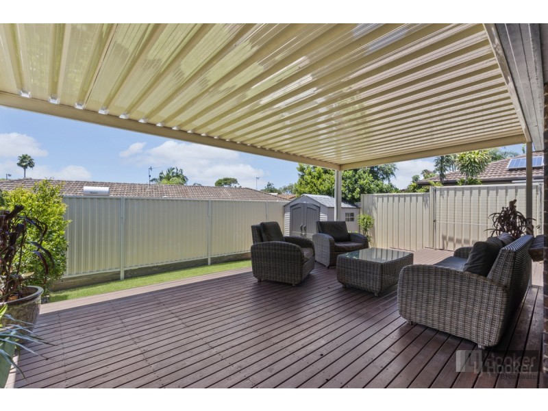 1/179 Olsen Avenue, Labrador QLD 4215