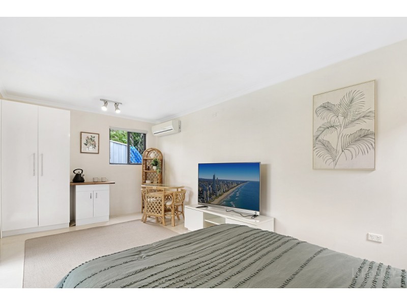 40 Iando Street, Coombabah QLD 4216