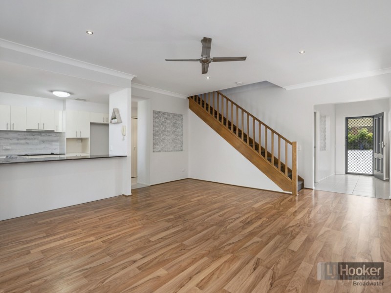 16/170 Whiting Street, Labrador QLD 4215