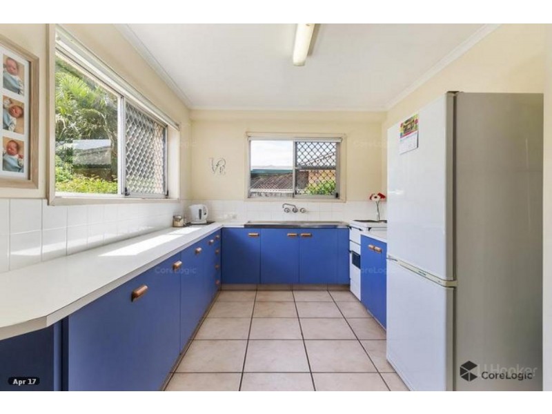 4/39 Middle Street, Labrador QLD 4215