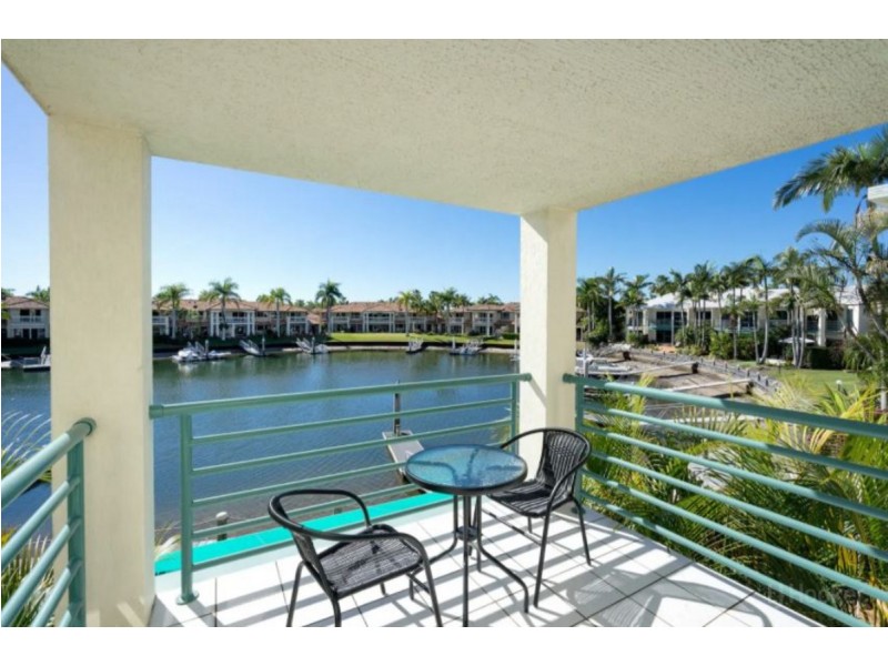 36/3 Lee Road, Runaway Bay QLD 4216