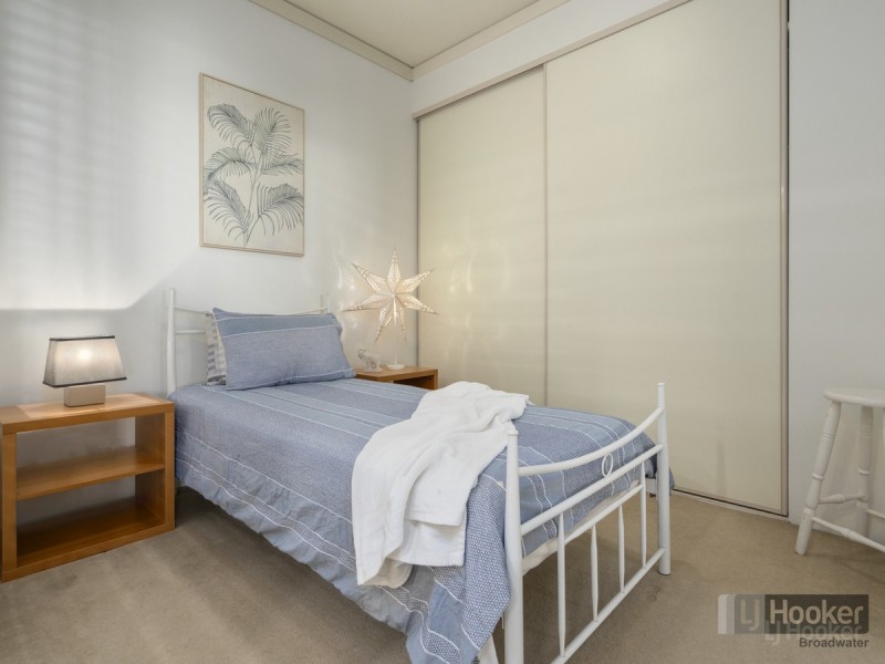 711/360 Marine Parade, Labrador QLD 4215
