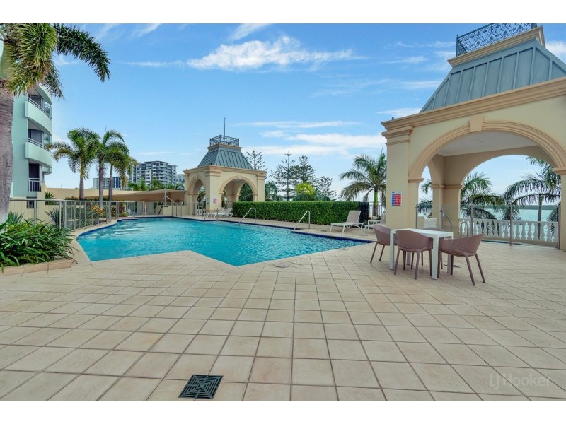 711/360 Marine Parade, Labrador QLD 4215
