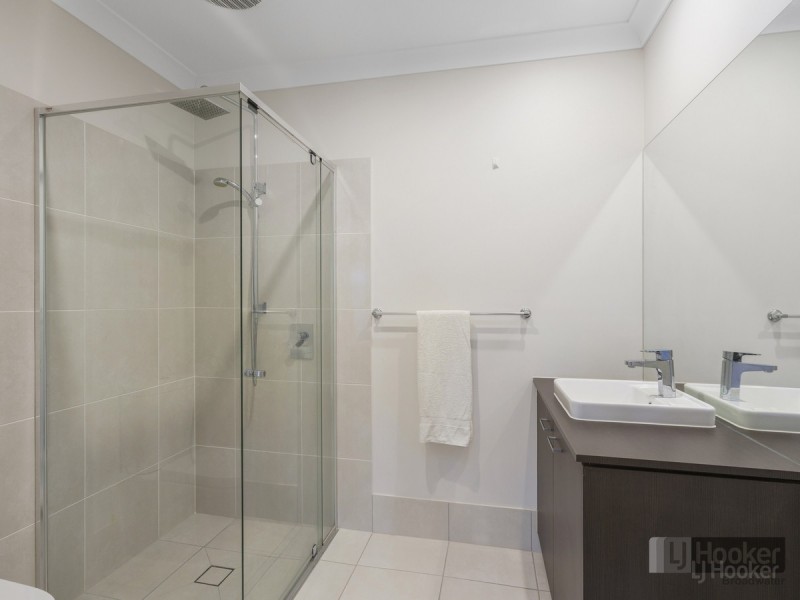 87 The Peninsula, Helensvale QLD 4212