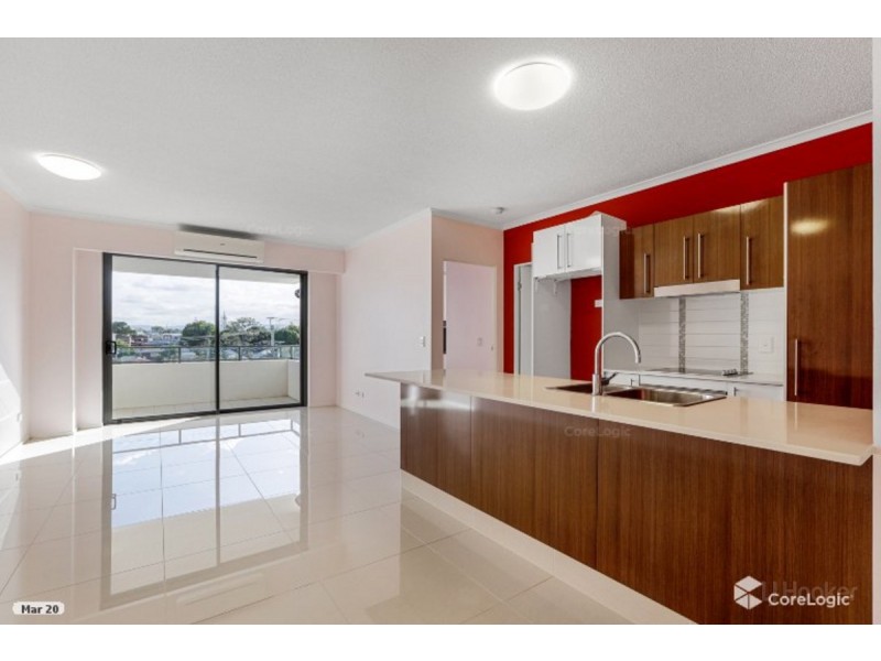 18/171 Scarborough Street, Southport QLD 4215