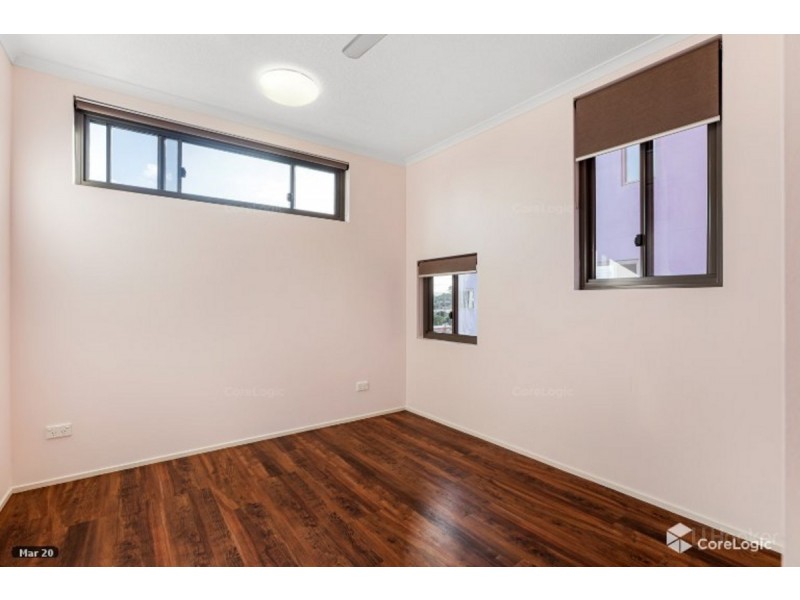 18/171 Scarborough Street, Southport QLD 4215
