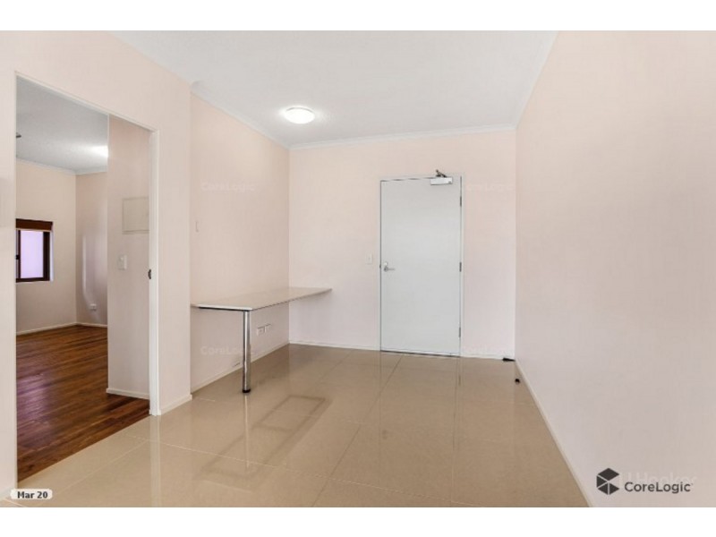 18/171 Scarborough Street, Southport QLD 4215