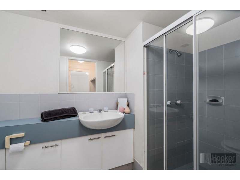 12/444 Marine Parade, Biggera Waters QLD 4216