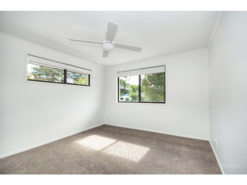 1a/56 Imperial Parade, Labrador QLD 4215