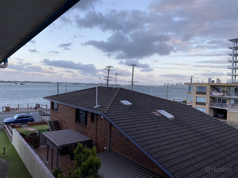 12/294 Marine Parade, Labrador QLD 4215