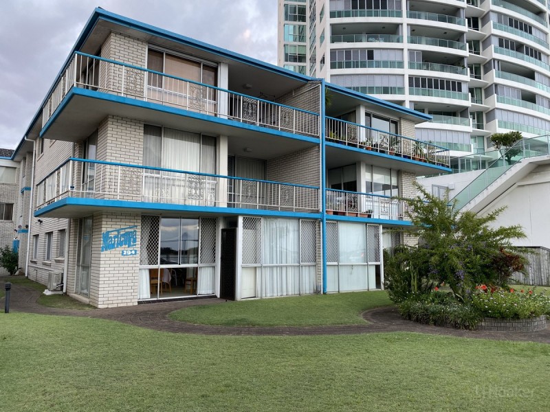 12/294 Marine Parade, Labrador QLD 4215