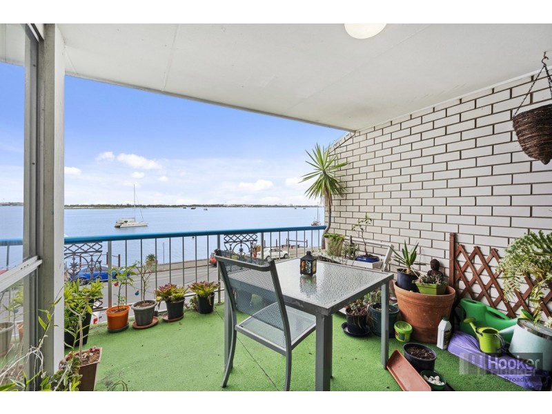 10/294 Marine Parade, Labrador QLD 4215