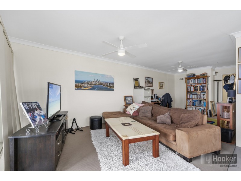 10/294 Marine Parade, Labrador QLD 4215