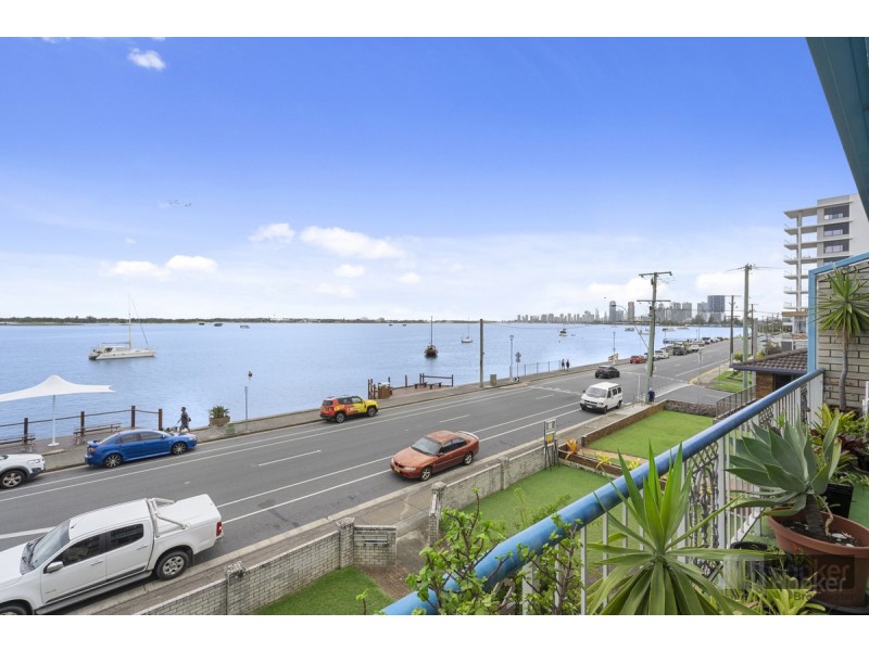 10/294 Marine Parade, Labrador QLD 4215