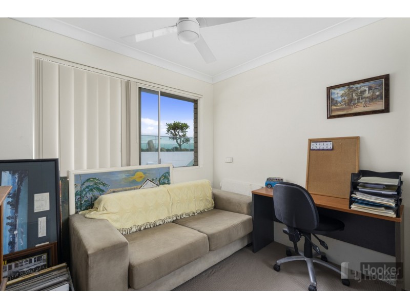 10/294 Marine Parade, Labrador QLD 4215