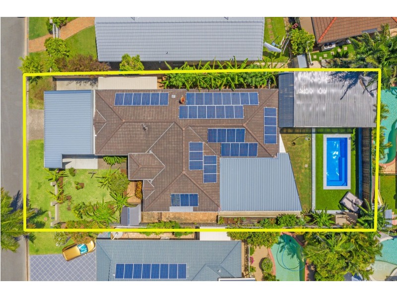 17 Shinnecock Close, Hope Island QLD 4212