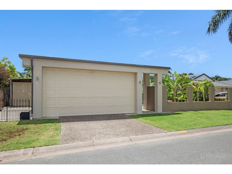 17 Shinnecock Close, Hope Island QLD 4212