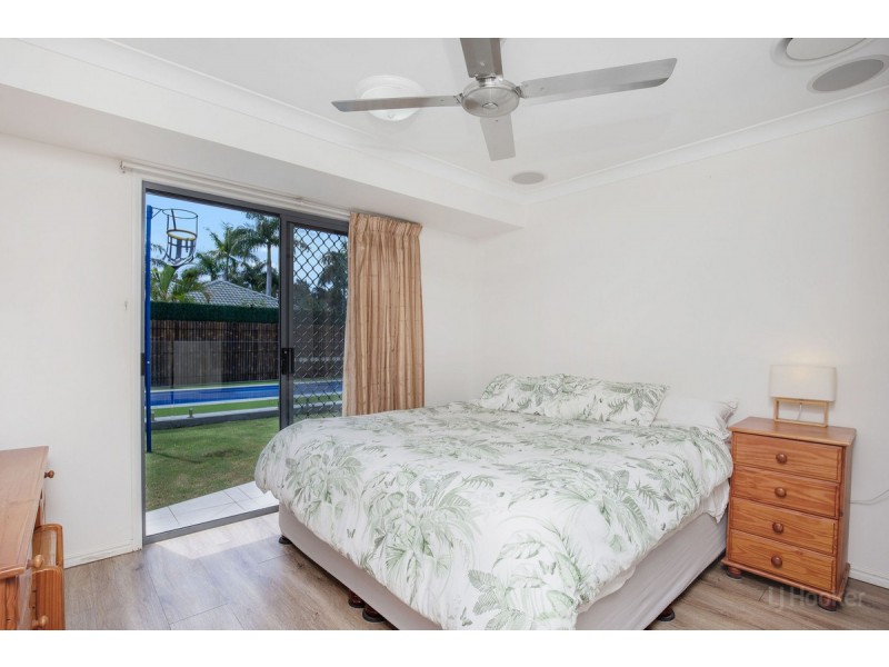 17 Shinnecock Close, Hope Island QLD 4212