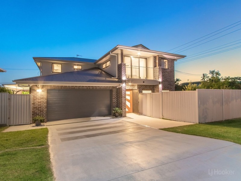 20 Third Avenue, Labrador QLD 4215