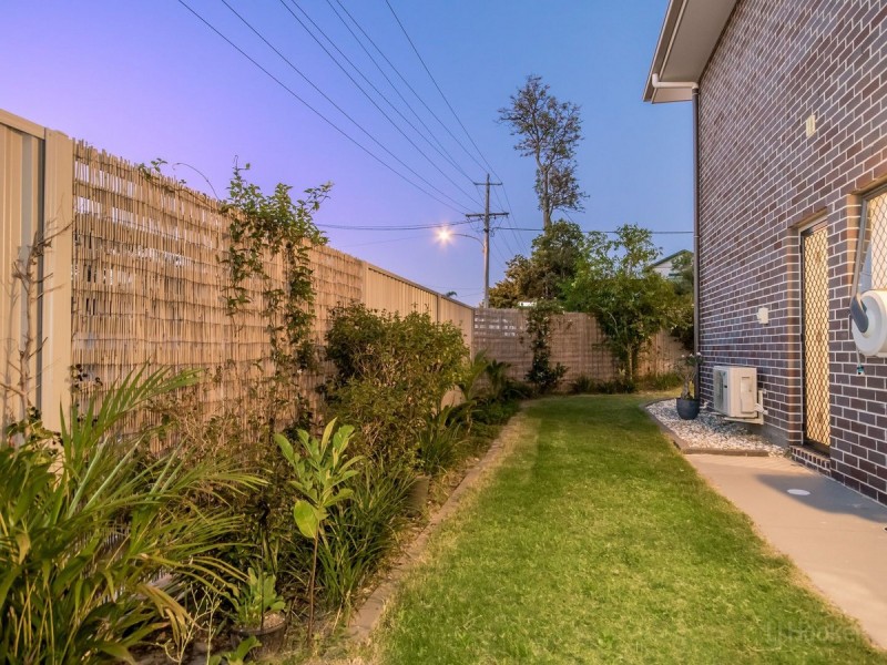 20 Third Avenue, Labrador QLD 4215