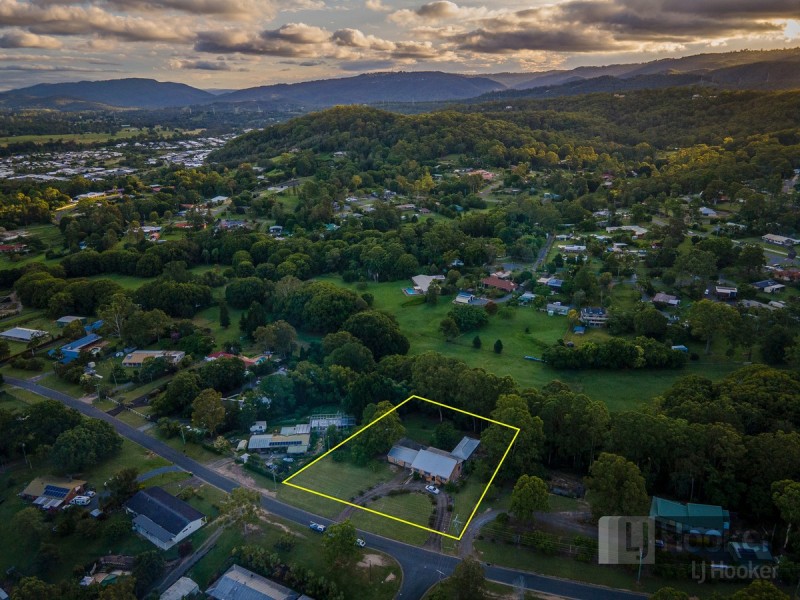 9 Pinewood Street, Upper Coomera QLD 4209