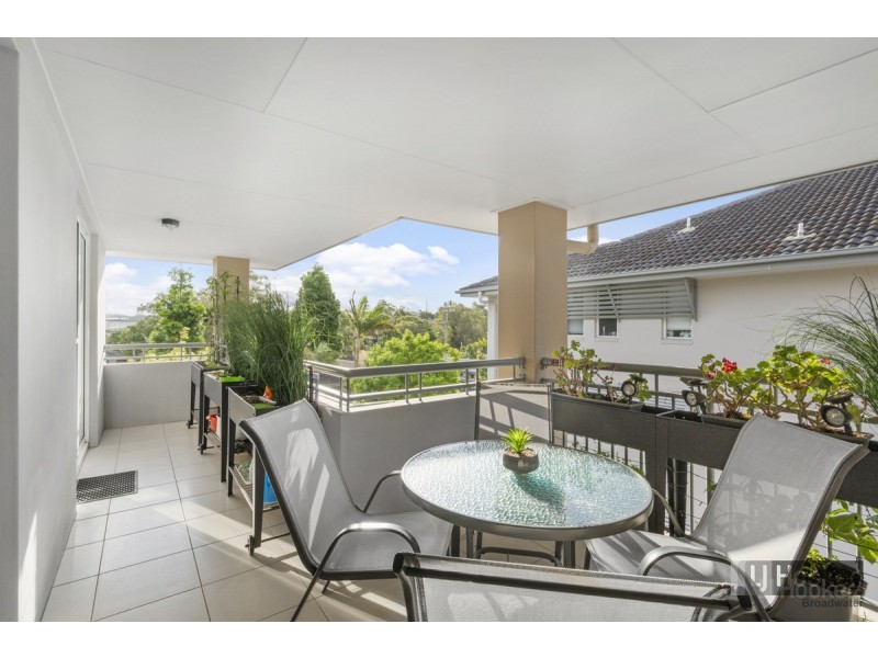 1012/33 Clark Street, Biggera Waters QLD 4216