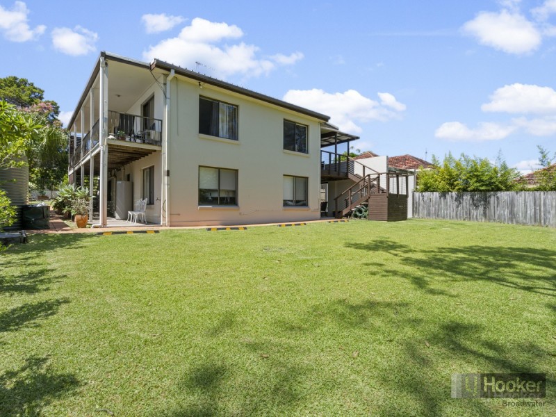 36 Chester Terrace, Southport QLD 4215