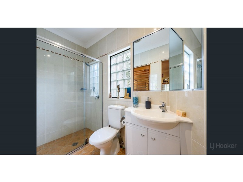 1/48 Vaggelas Crescent, Biggera Waters QLD 4216