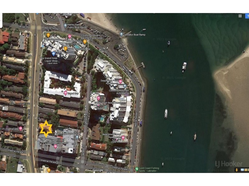 1/143 Frank Street, Labrador QLD 4215