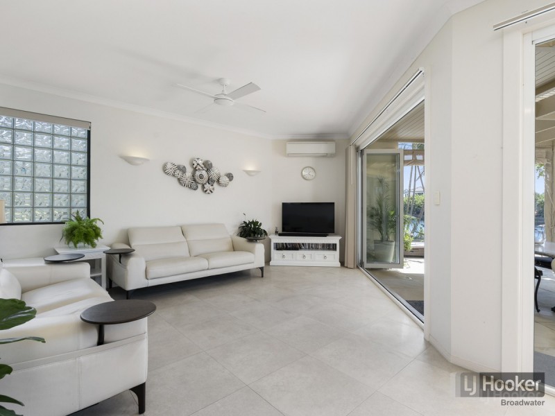 27/100 Morala Avenue, Runaway Bay QLD 4216