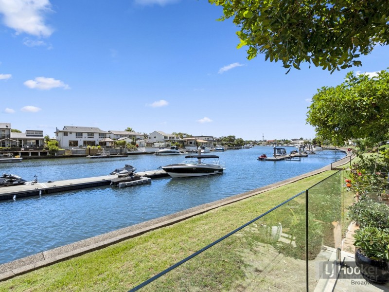 27/100 Morala Avenue, Runaway Bay QLD 4216