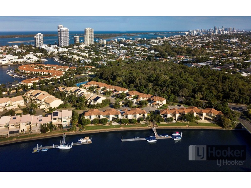 27/100 Morala Avenue, Runaway Bay QLD 4216