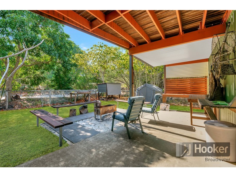 20 Mid Esplanade, South Stradbroke QLD 4216