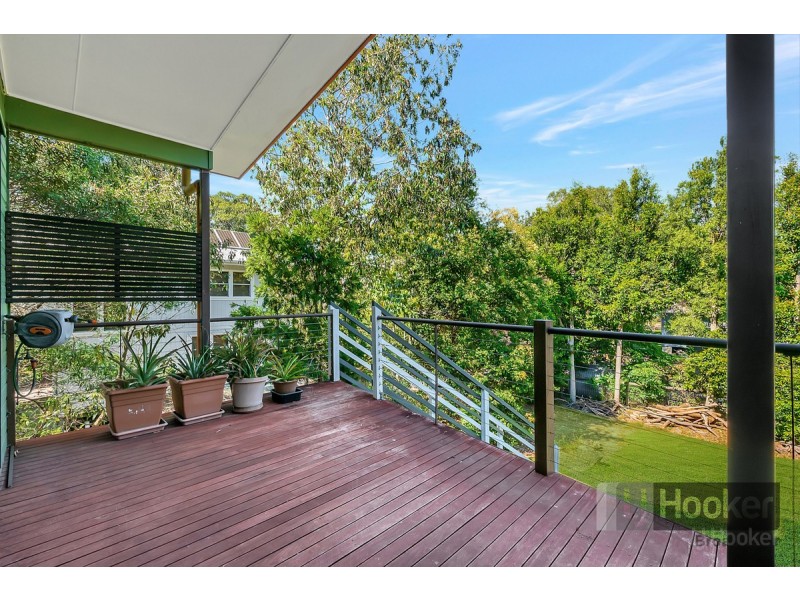 20 Mid Esplanade, South Stradbroke QLD 4216